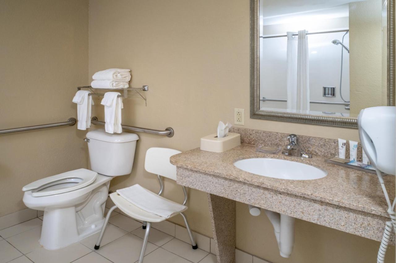 Country Inn & Suites By Radisson, Princeton, Wv Bagian luar foto